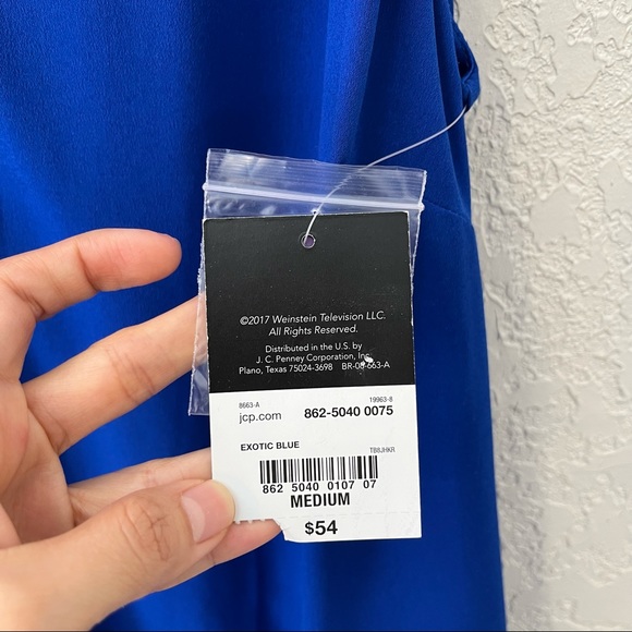 Project Runway women’s sleeveless asymmetrical hem midi swing dress, M, blue - Picture 5 of 8